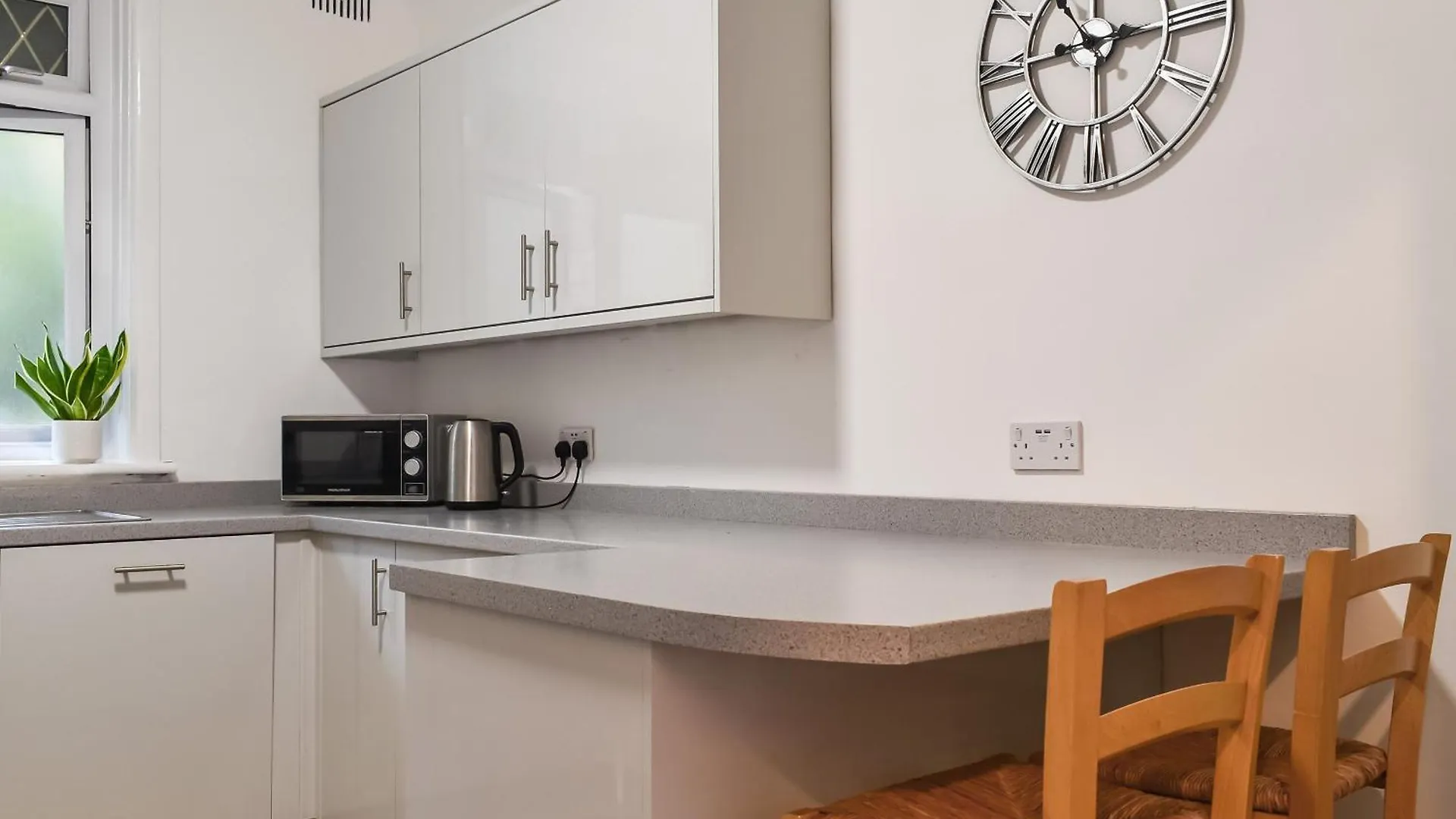 Flat 2, Langtry Apartment Bournemouth